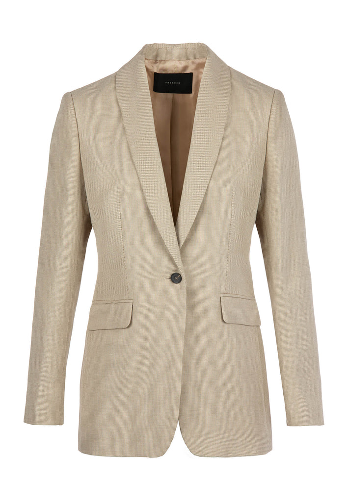 Beige blazer. Made from a cotton-wool blend detailed with welt and flap pocket. Fastens with a single horn button. It has a smooth satin lining for easy layering.